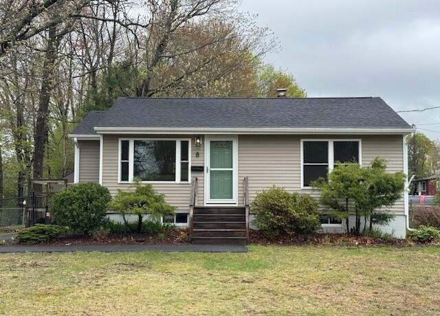 Property at 8 Lowell St, Sanford, ME 04073, 2 beds, 1 bath