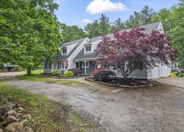 Property at 1097 S Waterboro Rd, Lyman, ME 04002, 7 beds, 2.5 baths
