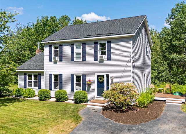 Property at 445 Portland St, Yarmouth, ME 04096, 3 beds, 2.5 baths