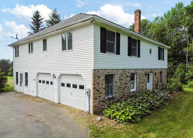 Property at 430 Gorden Rd, Readfield, ME 04355, 5 beds, 2 baths