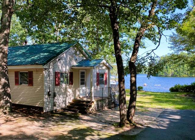Property at 77 Northern Oaks Dr, Raymond, ME 04071, 2 beds, 1 bath