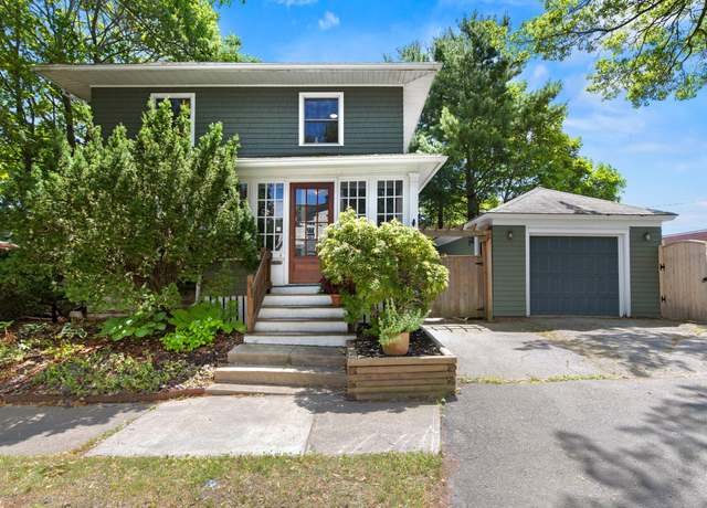 Property at 6 Grasmere Rd, Portland, ME 04101, 4 beds, 1.5 baths
