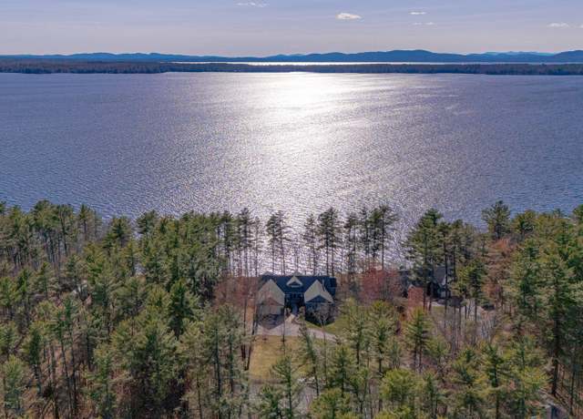 Property at 10 Cape View Dr, Windham, ME 04062, 4 beds, 4 baths