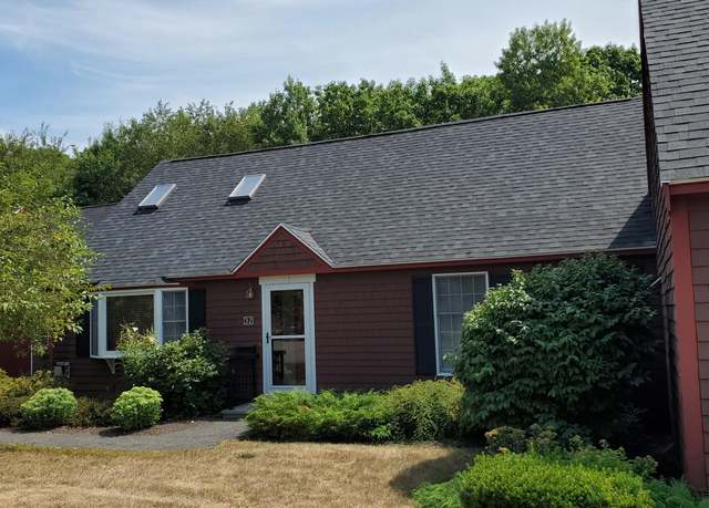 Property at 32 Cortland Cir #32, Bangor, ME 04401, 2 beds, 1.5 baths