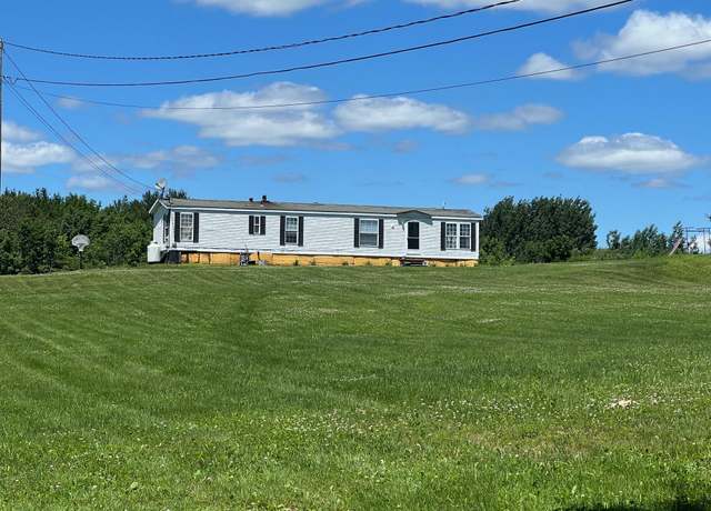 Property at 382 Airport Rd, Dexter, ME 04930, 2 beds, 1 bath