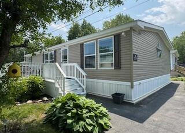 Property at 15 Pond Dr, Brunswick, ME 04011, 3 beds, 2 baths