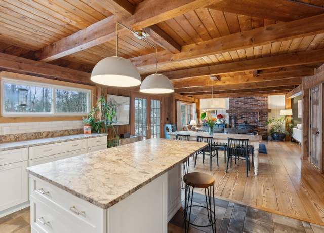 Property at 2 Timber Sands Dr, Scarborough, ME 04074, 3 beds, 2 baths