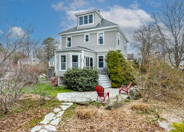 Property at 41 Warren Ave, Cape Elizabeth, ME 04107, 4 beds, 2 baths