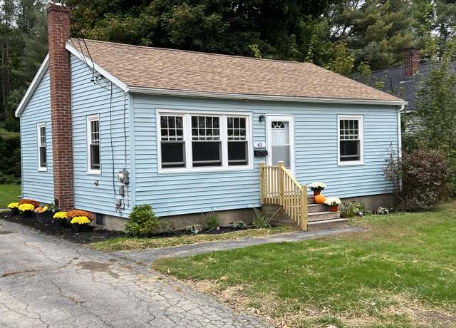 Property at 63 Bowman St, Farmingdale, ME 04344, 3 beds, 1 bath