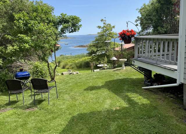 Property at 75 York Rd, Vinalhaven, ME 04863, 2 beds, 1 bath