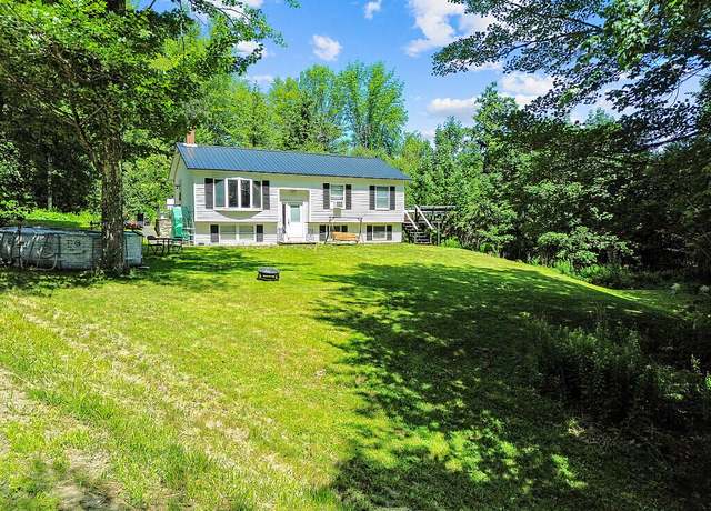 Property at 1 Russell St, Readfield, ME 04355, 3 beds, 1 bath