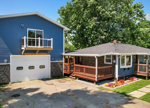Property at 513 Main St, Corinth, ME 04427, 3 beds, 1 bath