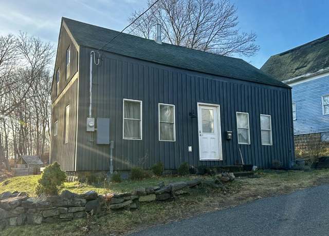 Property at 6 Gilman St, Eastport, ME 04631, 3 beds, 1 bath