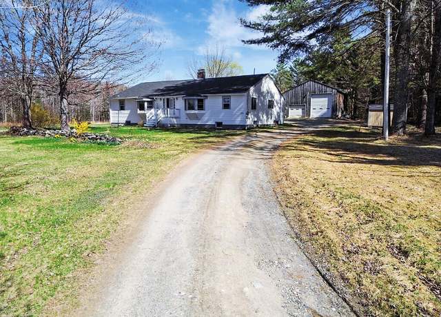 Property at 751 Holley Rd, Farmington, ME 04938, 4 beds, 3.5 baths