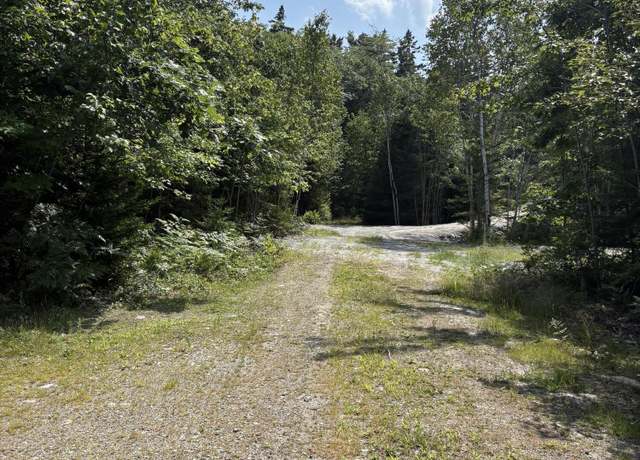 Property at 12 West Wind Dr, Boothbay, ME 04537