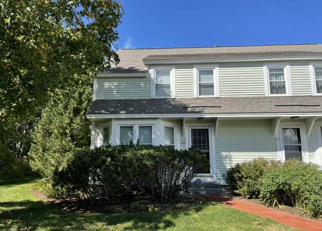 Property at 12 Ephraim Tyler Way #12, Kennebunk, ME 04043, 2 beds, 2.5 baths