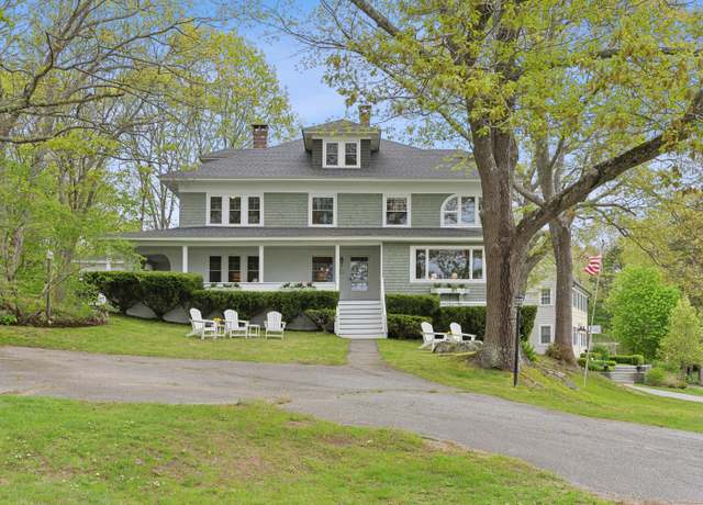 Property at 14 Oak St, Kennebunk, ME 04043, 8 beds, 4.5 baths