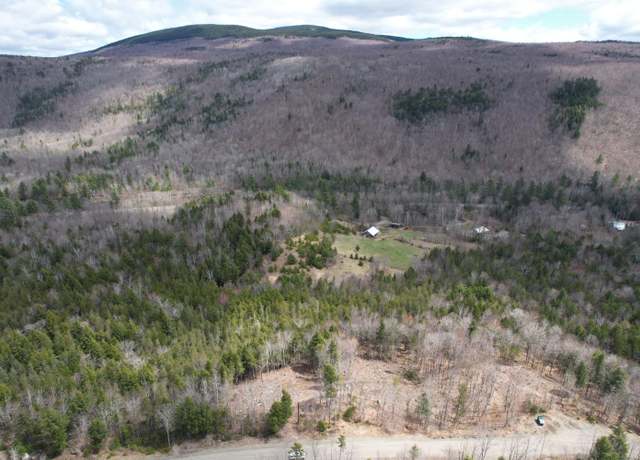 Property at 1009 Apres Way, Carrabassett Valley, ME 04947