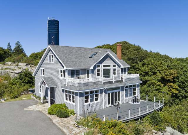 Property at 38 West Main St, Vinalhaven, ME 04863, 3 beds, 3 baths