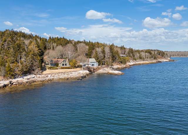 Property at 44 Periwinkle Ln, Phippsburg, ME 04562, 3 beds, 3 baths
