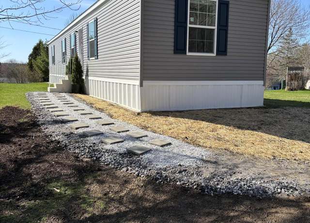 Property at 49 Mountain View Cir, Bowdoin, ME 04287, 3 beds, 2 baths
