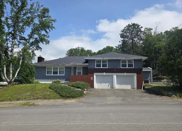 Property at 125 Connecticut Ave, Millinocket, ME 04462, 3 beds, 3 baths