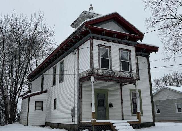 Property at 133 Manson St, Pittsfield, ME 04967, 4 beds, 2 baths