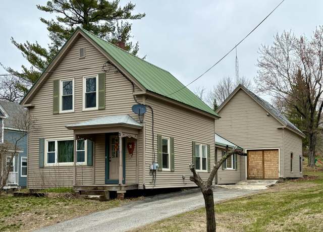 Property at 3 Front St, Mexico, ME 04257, 3 beds, 1.5 baths