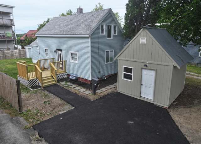 Property at 48 Summer St, Lewiston, ME 04240, 3 beds, 1 bath