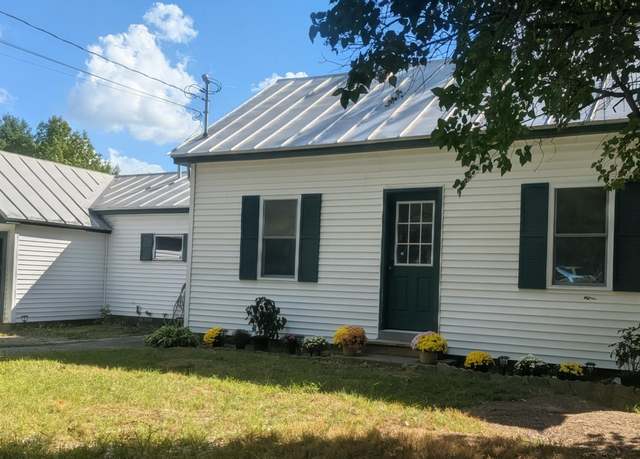 Property at 35 Parkman Hill Rd, Skowhegan, ME 04976, 3 beds, 1.5 baths