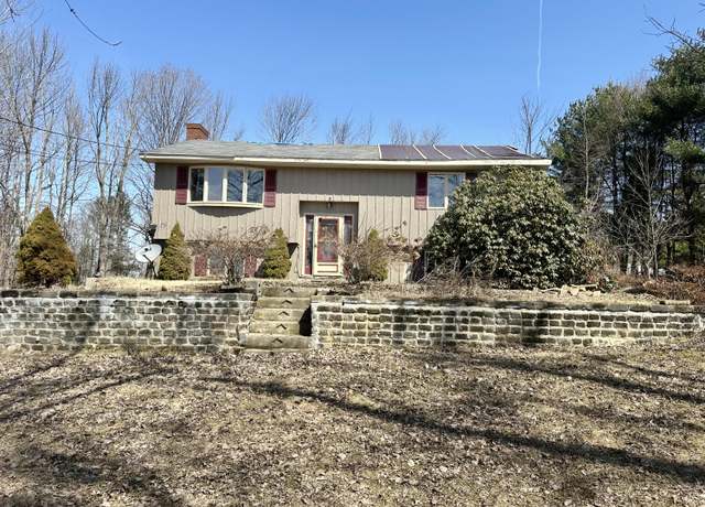 Property at 79 Marston Hill Rd, Auburn, ME 04210, 3 beds, 2 baths