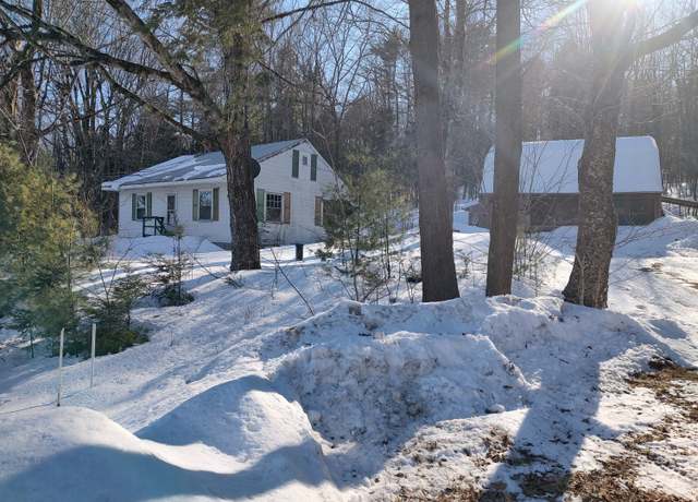 Property at 950 Main St, Wayne, ME 04284, 2 beds, 1 bath