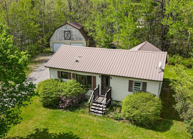 Property at 61 Poplar St, Old Town, ME 04468, 3 beds, 1 bath