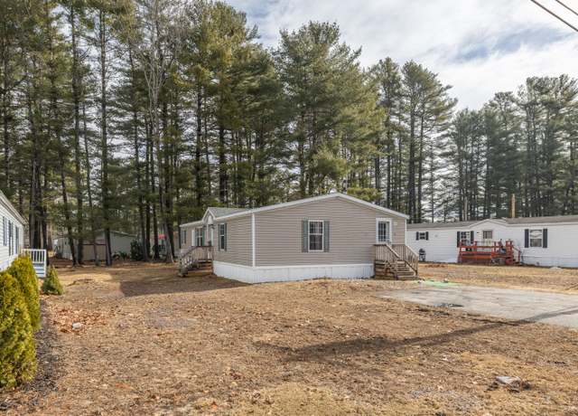Property at 33 Beverly Dr, Brunswick, ME 04011, 3 beds, 2 baths