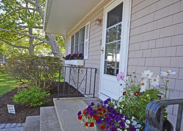 Property at 5 Dyke Rd Unit E, Kennebunkport, ME 04046, 1 bed, 1 bath