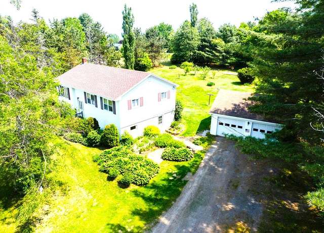 Property at 595 Moosehead Trl, Newport, ME 04953, 3 beds, 1 bath