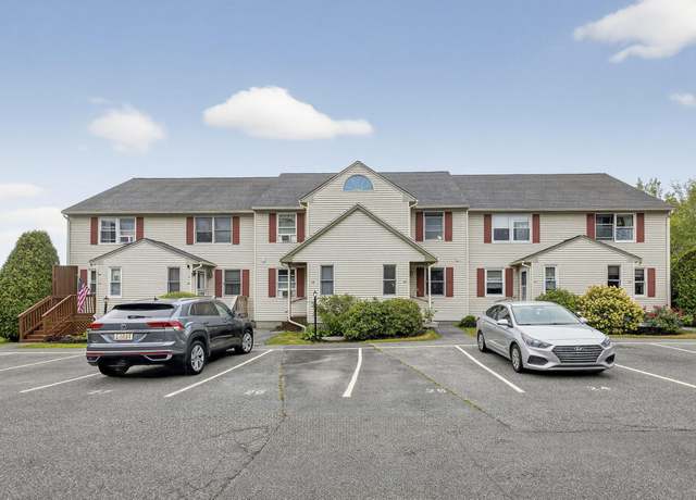 Property at 125 Portland Ave #24, Old Orchard Beach, ME 04064, 2 beds, 1.5 baths