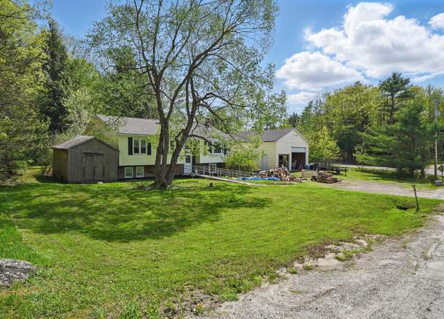 Property at 5 Skyline Dr, Chelsea, ME 04330, 3 beds, 2 baths