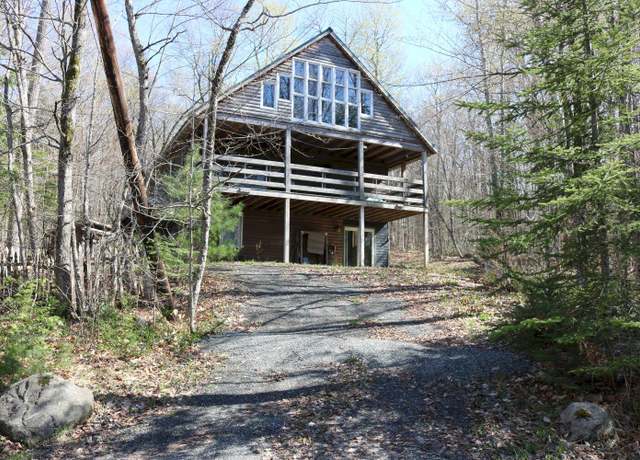 Property at 50 Widgeon Rd, Madison, ME 04950, 3 beds, 1.5 baths