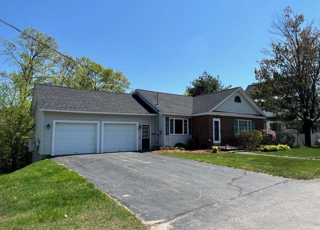 Property at 701 Crescent Ave, Rumford, ME 04276, 3 beds, 2.5 baths