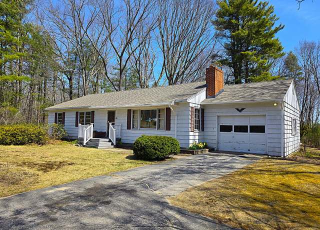 Property at 111 Alewive Rd, Kennebunk, ME 04043, 3 beds, 1.5 baths