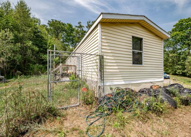 Property at 2970 N Belfast Ave, Augusta, ME 04330, 2 beds, 1 bath