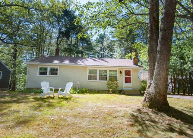 Property at 39 Thompson St, Brunswick, ME 04011, 3 beds, 2 baths