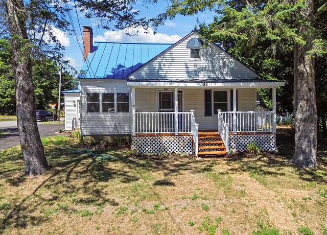 Property at 88 Halifax St, Winslow, ME 04901, 3 beds, 1 bath