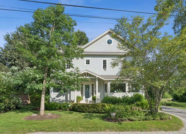 Property at 6 Tidewater Cv, Falmouth, ME 04105, 4 beds, 3 baths