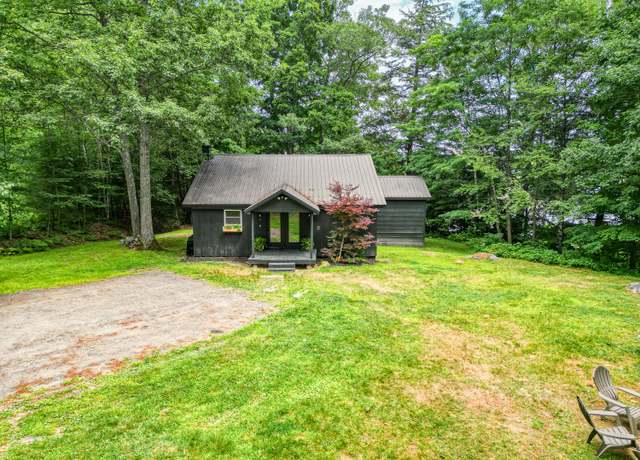 Property at 7 Pickerel Ln, Belgrade, ME 04917, 3 beds, 1 bath