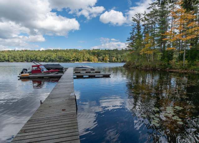 Property at 73 Whippoorwill Dr, Naples, ME 04055, 3 beds, 2.5 baths
