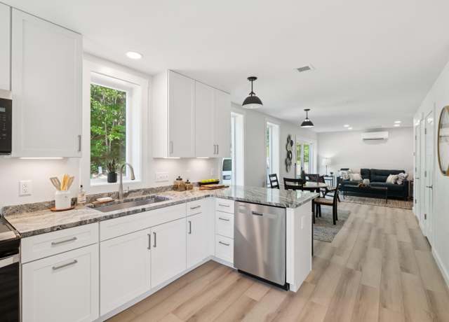 Property at 1 Cedar Bnd #1, Boothbay, ME 04537, 2 beds, 1.5 baths