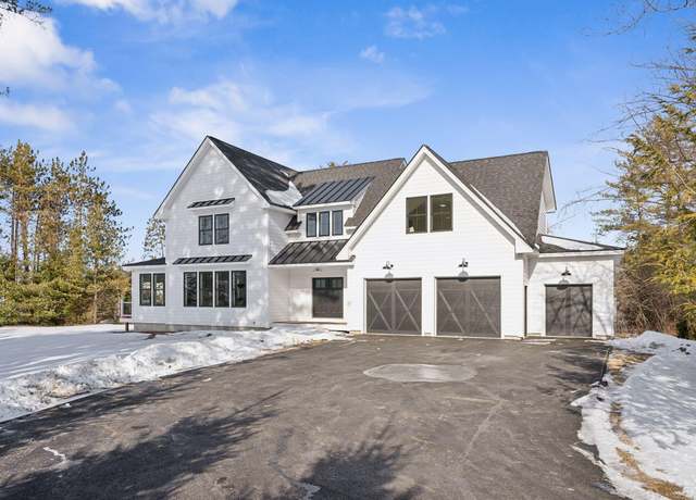 Property at 98B Foreside Rd, Falmouth, ME 04105, 4 beds, 3.5 baths