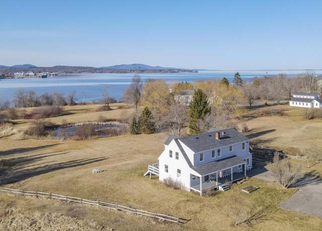 Property at 108 N Shore Dr, Owls Head, ME 04854, 4 beds, 2 baths